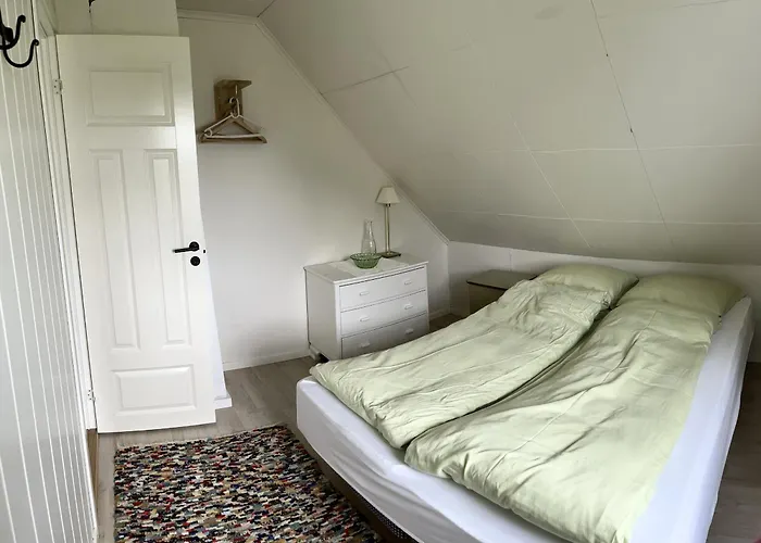 度假居 Koselig Nyrestaurert Hus Med Flott Utsikt! 雷讷