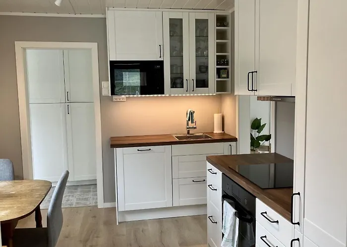 Koselig Nyrestaurert Hus Med Flott Utsikt! *