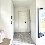 Koselig Nyrestaurert Hus Med Flott Utsikt! * Reine